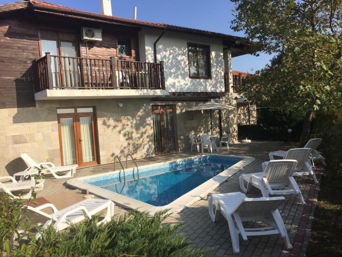 בורגאס Hilltop Villa מראה חיצוני תמונה