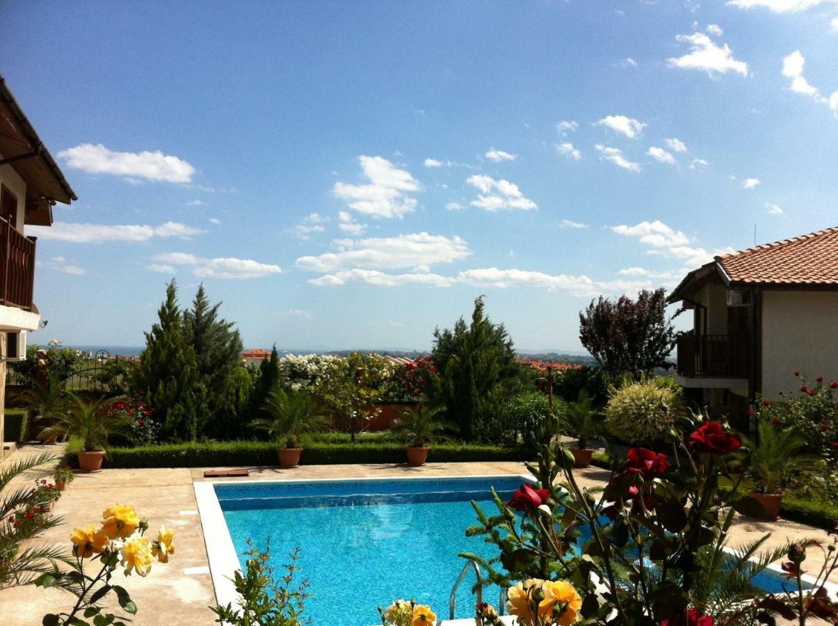 בורגאס Hilltop Villa מראה חיצוני תמונה